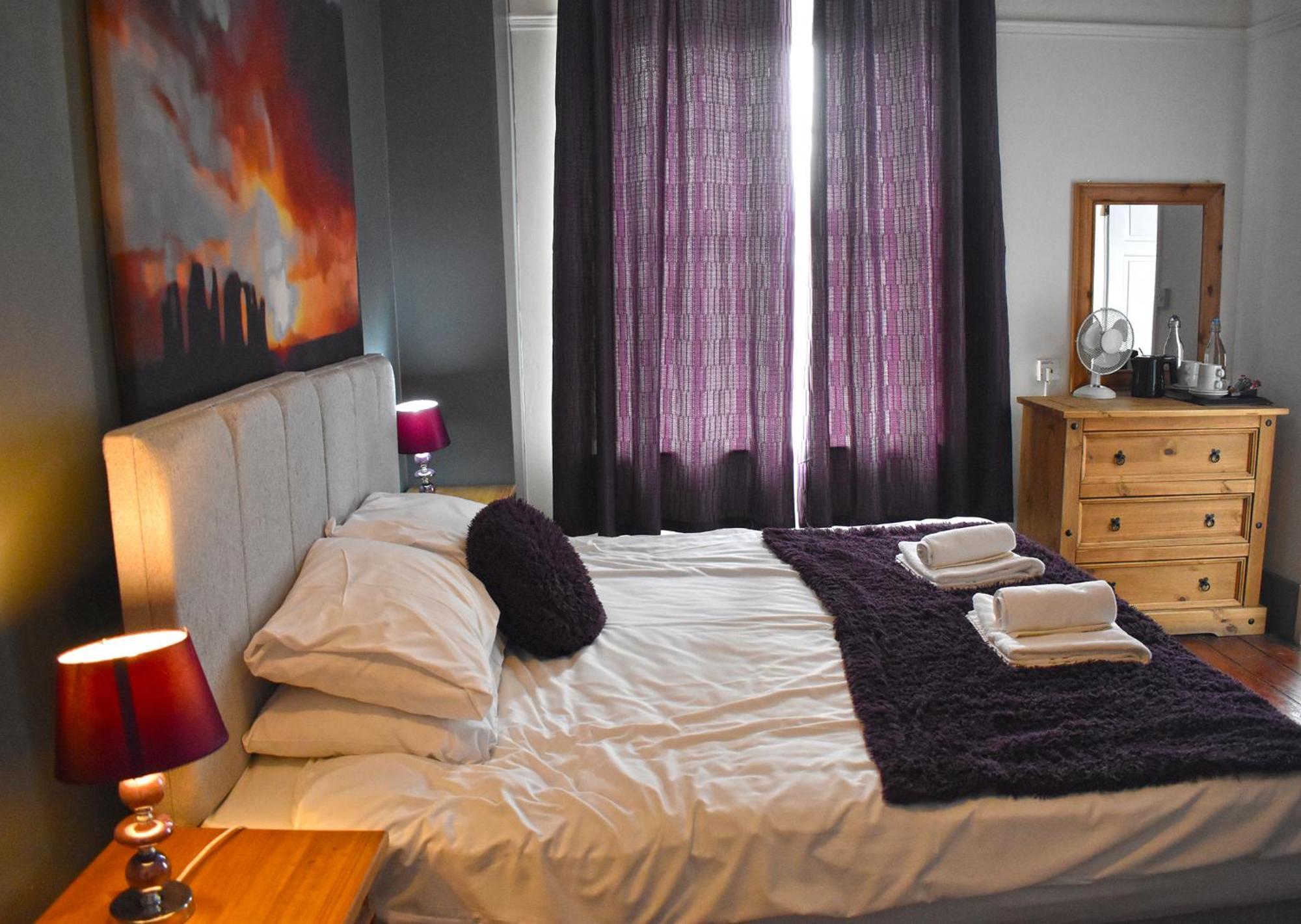 Stonehenge Inn & Shepherd'S Huts Bulford 部屋 写真